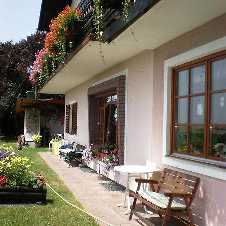 Haus Sundl - Privatzimmer Emmersdorf an der Donau Exterior foto
